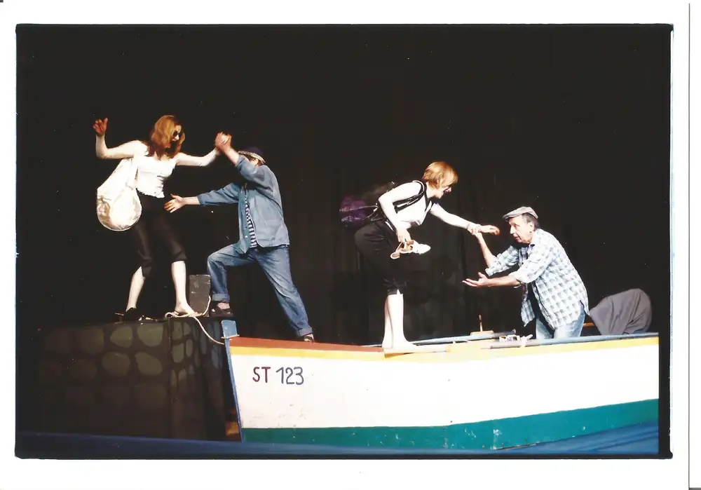 Starci — scena